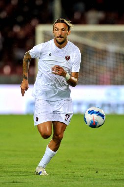 Reggina 'lı Gianluca Di Chiara, Salernitana ile Reggina arasındaki İtalya Kupası maçında Salerno' daki Arechi Stadyumu 'nda oynanan final maçı 2-0' dı..