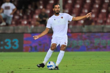 Dimitros Stavropoulos Reggina 'nın oyuncusu, Salernitana ile Reggina arasındaki İtalya Kupası maçında Salerno' daki Arechi Stadyumu 'nda oynanan final maçı 2-0' dı..