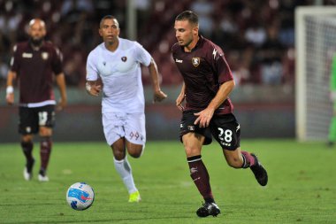 Salernitana 'nın Leonardo Capezzi oyuncusu, Salernitana ile Reggina arasındaki İtalya Kupası maçında Salerno' daki Arechi Stadyumu 'nda oynanan final maçı 2-0' dı..