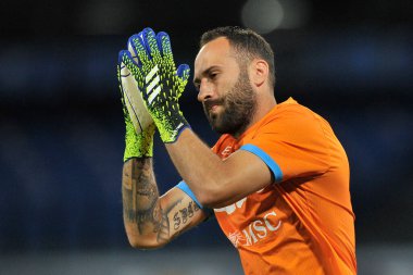 Napoli 'den David Ospina, Napoli ile Venezia arasındaki İtalya SerieA şampiyonası maçında Diego Armando Maradona Stadyumu' nda oynanan maçın final maçı 2-0 oldu.. 