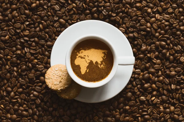 Натюрморт - кава з картою афро-Євразія — стокове фото
