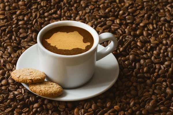 Stillleben - Kaffee mit Landkarte von Rumänien — Stockfoto