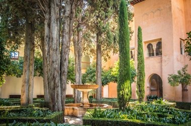 Granada'da alhambra Sarayı bahçeleri