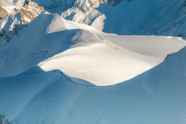 Neige blanche dans les Alpes françaises — Photo