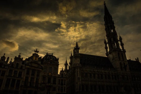 Bruxelas durante o pôr do sol — Fotografia de Stock