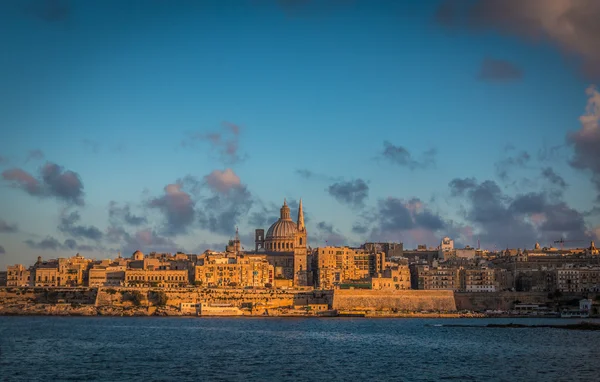 Πανοραμική άποψη της πόλης valleta στη Μάλτα — Φωτογραφία Αρχείου