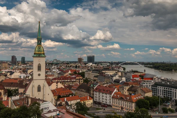 Vista panorámica de Bratislava en Eslovaquia —  Fotos de Stock