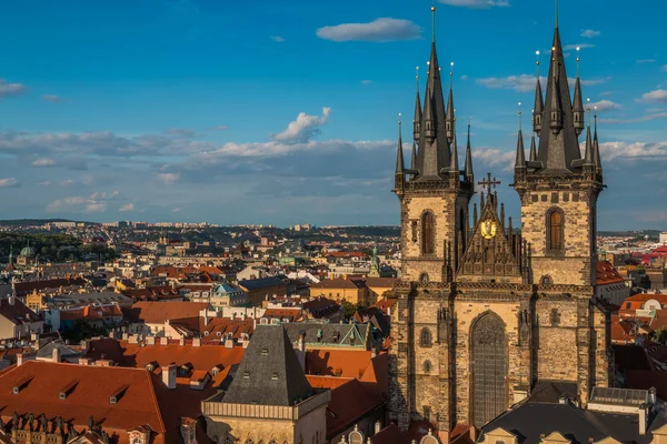 Tynkyrkan i Prag i Tjeckien — Stockfoto
