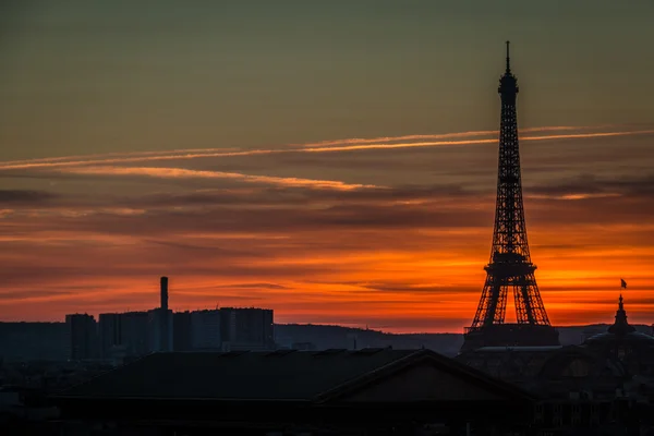 Torre Eiffel en París — Foto de Stock