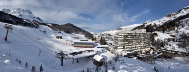 Gourette kış Panoraması Bearn Pyrenees beldesinde spor  