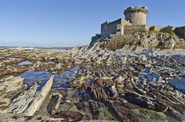 Fort of Socoa and low tide Atlantic cost — Stock Photo, Image