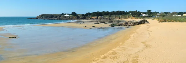 Panorama of sandy beach in Yeu Island — Stock Photo, Image