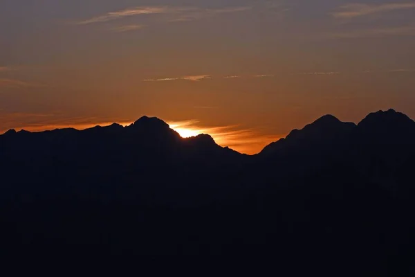 Bergsilhouette Bei Sonnenuntergang Warscheneck Todesgebirge Österreich — Stockfoto