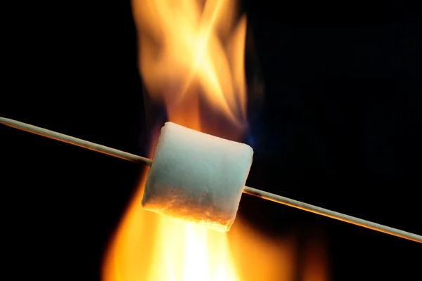 Marshmallow in fiamme — Foto Stock