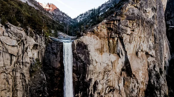 Yosemite Nationaal Park Bovenste Waterval Uitzicht Bij Zonsondergang Hoge Kwaliteit — Stockfoto