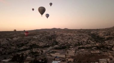Şafak vaktinin insansız hava aracı görüntüleri kapadokya 'da