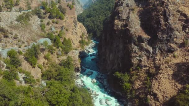 Beautiful Bhagirathi River Flowing Mid Two Huge Mountain Rocks Passing — Stock Video