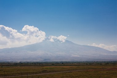Ararat dağ sis ile