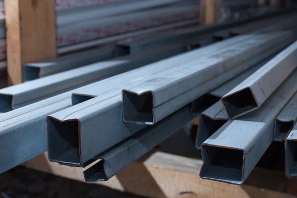 Alüminyum Bölüm: yan görünüm