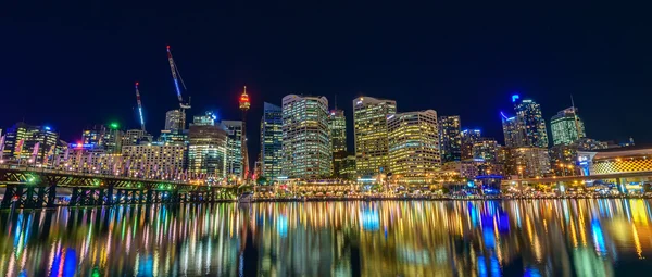 Sydney horizon de la ville la nuit — Photo