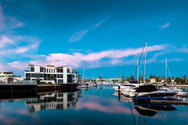 Glenelg, Holdfast şehir Bay, Güney Avustralya, tekneler. 