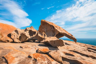 Güney Avustralya, Kanguru Adası 'nda gün batımında ikonik kayalar.