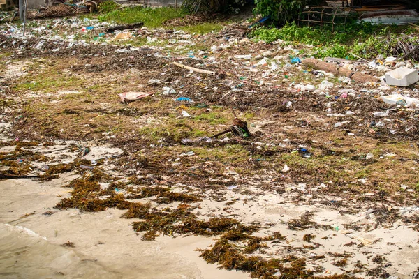 Rubbish Spread Shore Line Koh Samui Thailand — Foto Stock