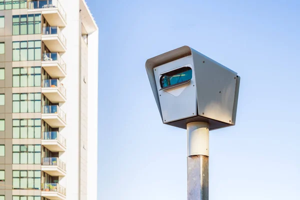 Luz Vermelha Estacionária Moderna Câmera Velocidade Cidade Adelaide Dia — Fotografia de Stock