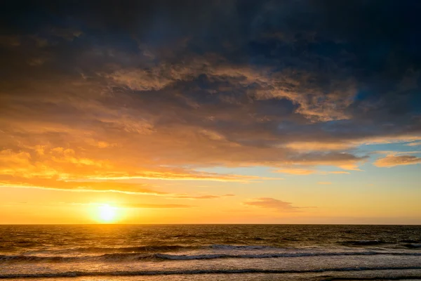 Glenelg Beach günbatımı — Stok fotoğraf