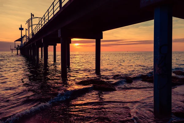 Australischer Pier bei Sonnenuntergang — Stockfoto