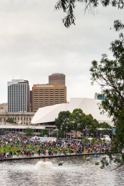 Kalabalık yaşlı Park Adelaide