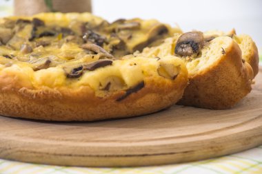 Peynir mantarlı börek