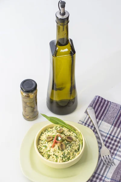 Ensalada de queso con huevos — Foto de Stock