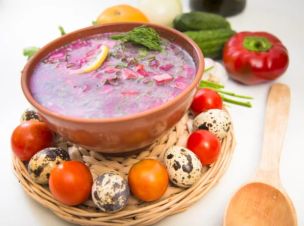 Ekşi süt soğuk çorba