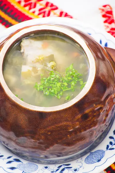 Traditionelle ukrainische Sauerampfersuppe — Stockfoto