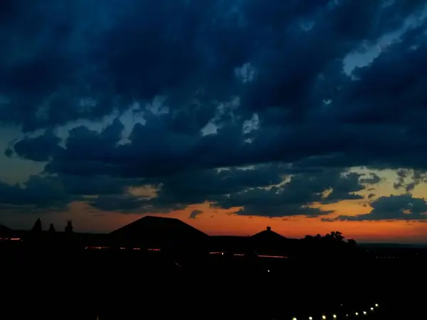 Вечерние Облака Заката — стоковое фото