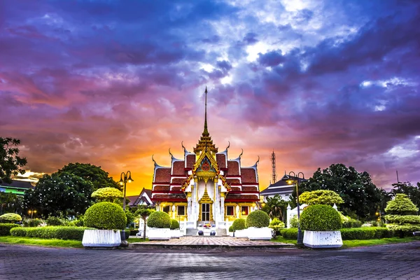 Turistické a rekreační buddhistický — Stock fotografie