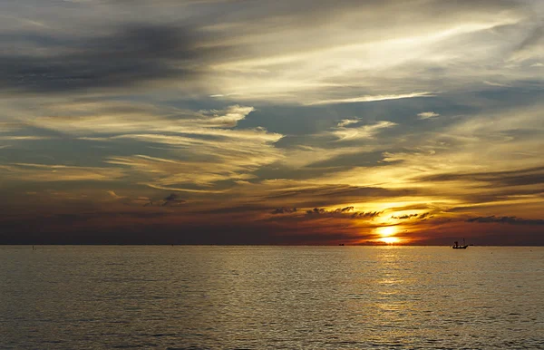 Lever et coucher du soleil Lifestyle pêcheurs — Photo