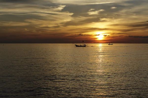 Salida y puesta del sol Pescadores de estilo de vida — Foto de Stock