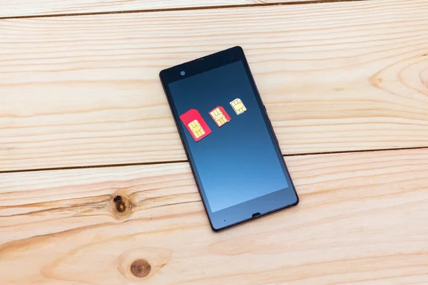 Farklı form faktörü smartphone SIM kart