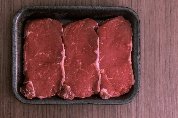 Rohe Steaks — Stockfoto