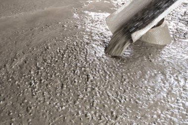 Islak çimento. Döküm için hazır karışık beton