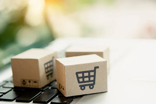 Shopping Online Cardboard Box Shopping Cart Logo Laptop Keyboard Shopping — Stock Photo, Image