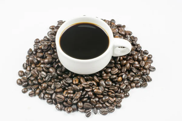 Egy csésze kávé babon. — Stock Fotó
