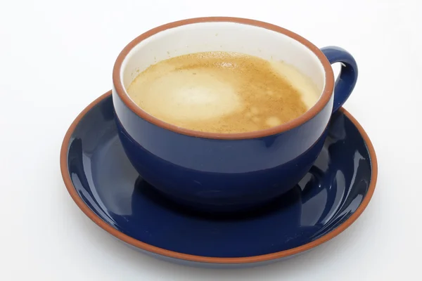 Mavi fincan sütlü kahve