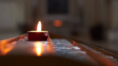 Venedik 'teki San Giorgio kilisesinde mum yakmak çok özel bir yer..