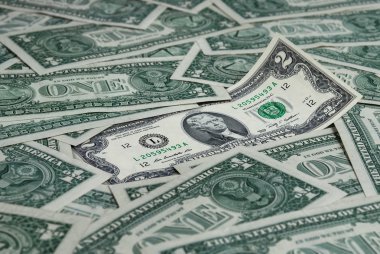 İki dolar çok para arasında bulunan banknot par değeri