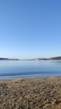 Deniz. Gökyüzü. Kumsal. Yaz. Fırtına.