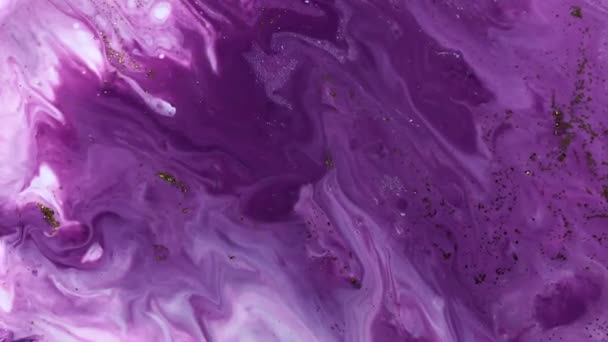 Luxury fluid art painting background. Spilled purple, white and gold acrylic paint. Liquid marble. Alcohol ink splash. — Vídeo de stock