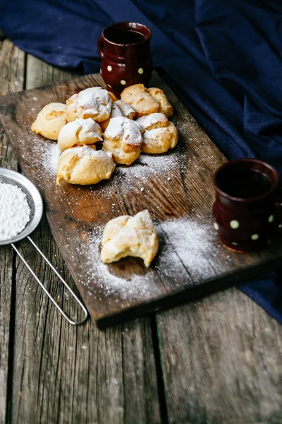 Profiteroles dan kopi — Stok Foto